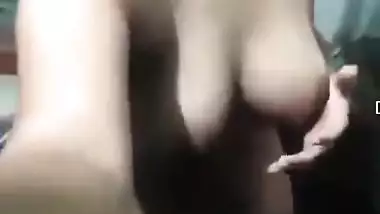 Today Exclusive- Cute Desi Girl Record Her Nude Selfie For Lover
