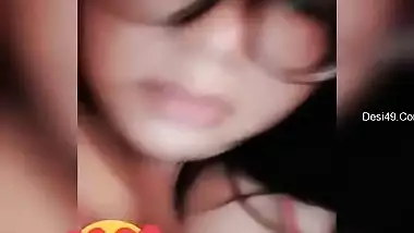 Today Exclusive- Cute Indo Girl Showing Her Boobs On Video Call Part 4