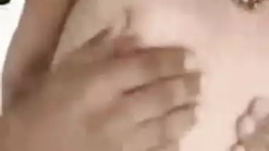 Desi indian bhabhi fucking hard with her devar MMS