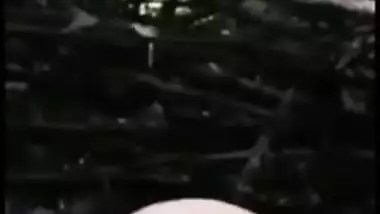 leak Desi mms! Lovely Bihar college girl sucking her bf cock in jungle