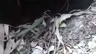 Man and Randi Desi lover banging in this self-made outdoor XXX clip