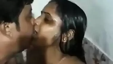 Www Desipom Xxx Com - South Indian Couple Bathroom Romance indian sex tube