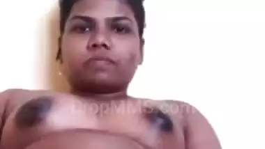 Tamil girlfriend naked video call showing dark nipples