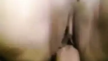 Gaon ke khet me Bihari couple ke jordaar chudai ka real mms