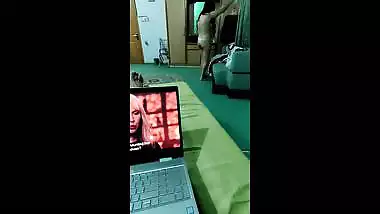 Cute hijab girl first time boobs show to lover