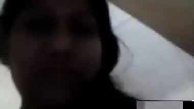Today Exclusive- Cute Look Sri Lankan Girl Showing Her Boob And Pussy Fingering On Video Call Part 3