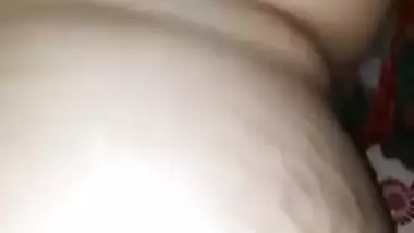 Desi XXX girl has shaved pussy fucked in front of the camera MMS