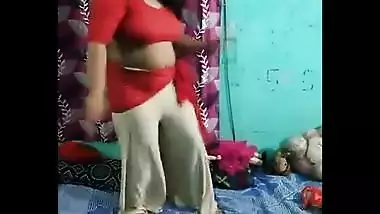 Pooja Jha Sexy Video - Bubbly Mumbai Housewife Bhabhi Roshni Jha Hot Navel Show indian sex tube