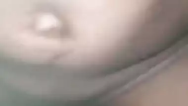 Horny Desi boyfriend sticks XXX dong into babe's cunt to the balls