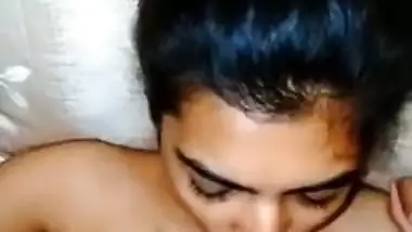 Today Exclusive- Hot Look Desi Girl Handjob And Bf Cum On Her Face
