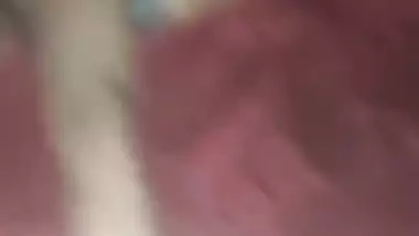 Mumbai girl fucks two guys together in a threesome
