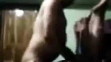Desi couple makes XXX thing on the bed and have MMS video