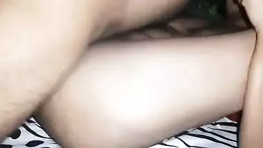 Desi MILF has mouth and muff scored by man who captures XXX model