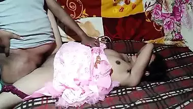 Farmer doesn't beat around the bush when Desi calls him for XXX sesh
