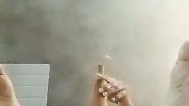 Jaipur lady fucks her pussy with a belan in Rajasthani sex