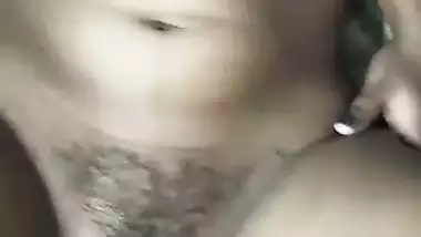 Guy tears lover’s tight pussy in an Indian hardcore sex