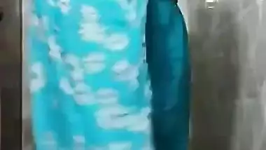 Indian-Horny-Girl-Showing-Big-Boobs-and-Pussy-in-Bathroom-310×205