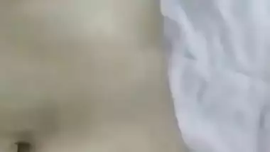Penis Penetration of Shy Girl in Oyo – “Are Abhi gaya hi ni hai”