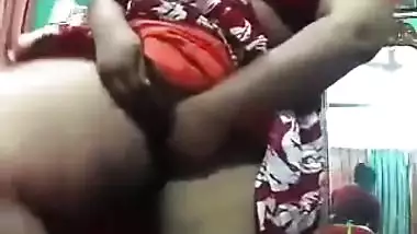 Desi Unsatisfied Married Bhabi Showing Her Big Ass And Pussy For Husband