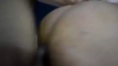 Dirty Desi slut has a XXX quickie instead of breakfast in the morning