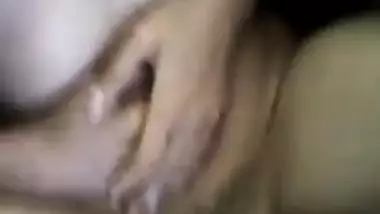 Car is a good XXX place for Chudai girl and Paki guy to have sex