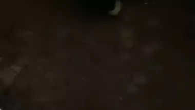 Sexy Punjabi Girl Enjoy with Lover and his Friends with Clear Punjabi Taking Don’t mi