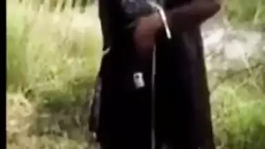 Lewd school girl pussy flash walk in public outdoor In park. Desi hot mms