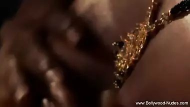 ???? An Arousing Dance With Bollywood Dancing Gracefully