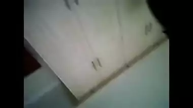 XXX-looking girl is in her bedroom so she feels free walking naked