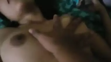 So Cute NRI Girlfriend is Fucked So Hard and Moans Like a Slut as She Can’t Bear it. (She Even Got Slapped While Fucking-So Horny)