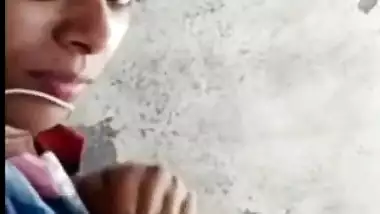 Attractive Desi girl lies on the bed and even flashes her XXX boobs