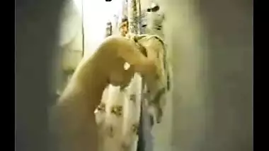 Pretty Zinta Bathroom Scandal