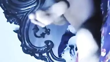 Homemade MMS footage of Desi who hooks up with XXX partner in bed