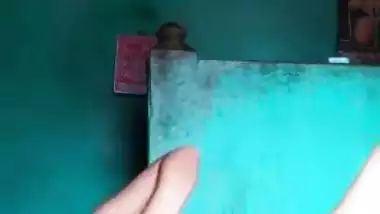 Dehati gaon ki randi stripping video