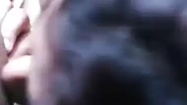 Pakistani Desi chick gives XXX blowjob to young man in close-up video