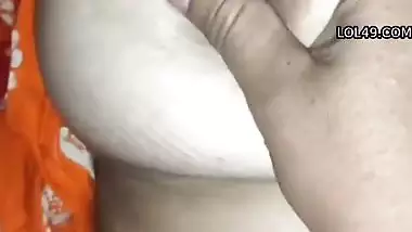 Village wife big melons pressing and pussy fucking