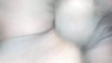 It is time for the Desi whore to have XXX fun when hubby is out of town