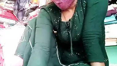 Rajwap Indian Salwar Suit - Horny Desi Xxx Woman In Green Salwar Shows Her Ass And Pussy indian sex tube