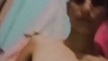 Slim desi horny girl fingering pussy viral nude