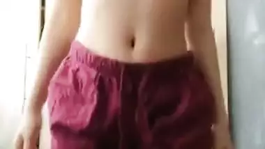 Desi babe says hello to her sex viewers and bares private XXX parts