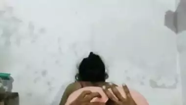 Pink dress bhabhi fucking with boyfriend Indian desi bhabhi hot sex homemade video (Official video by Desi Salma)