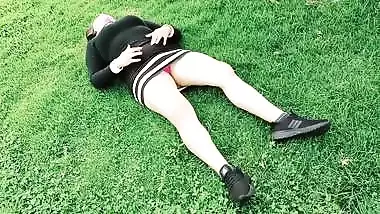 Puta Exhibicionista Me Lleva Al Parque Para Que Grabe Ensenando Sus Tangas Y Su Concha Par1