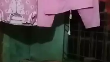 Man fucks neighbor's Desi wife and there's a camera filming XXX action