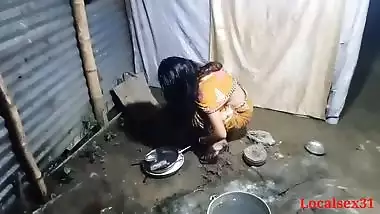 Desi man sees his cute wife and drills her XXX twat from behind