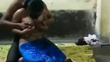 Padosi aunt fuck with her bf in Lockdwn doing anal Json Porn