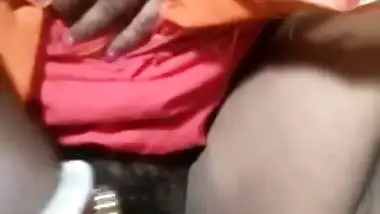 Desi diva bares her XXX hole and masturbates it with sex toy on camera