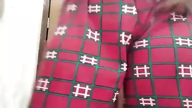 Desi Mosi N Choot M Daali Aapni Ungli Aur De Diya Maja Aapne