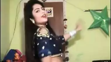 Xxx Com 2017 Piya - Priya New Video Navel Dance On Song Bandh Kamre Mein Pyar Karenge indian  sex tube