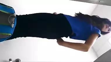 hot desi girl dress change