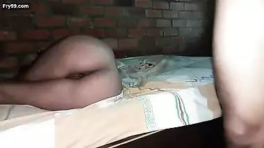 MY HUSBAND’S FRIEND TOLD ME ONLY THE POINT AND LET IT FALL ALL INSIDE MY PUSSY